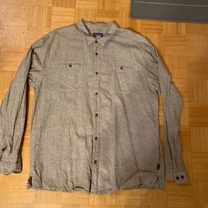 Men’s Patagonia linen shirt. Size XXL